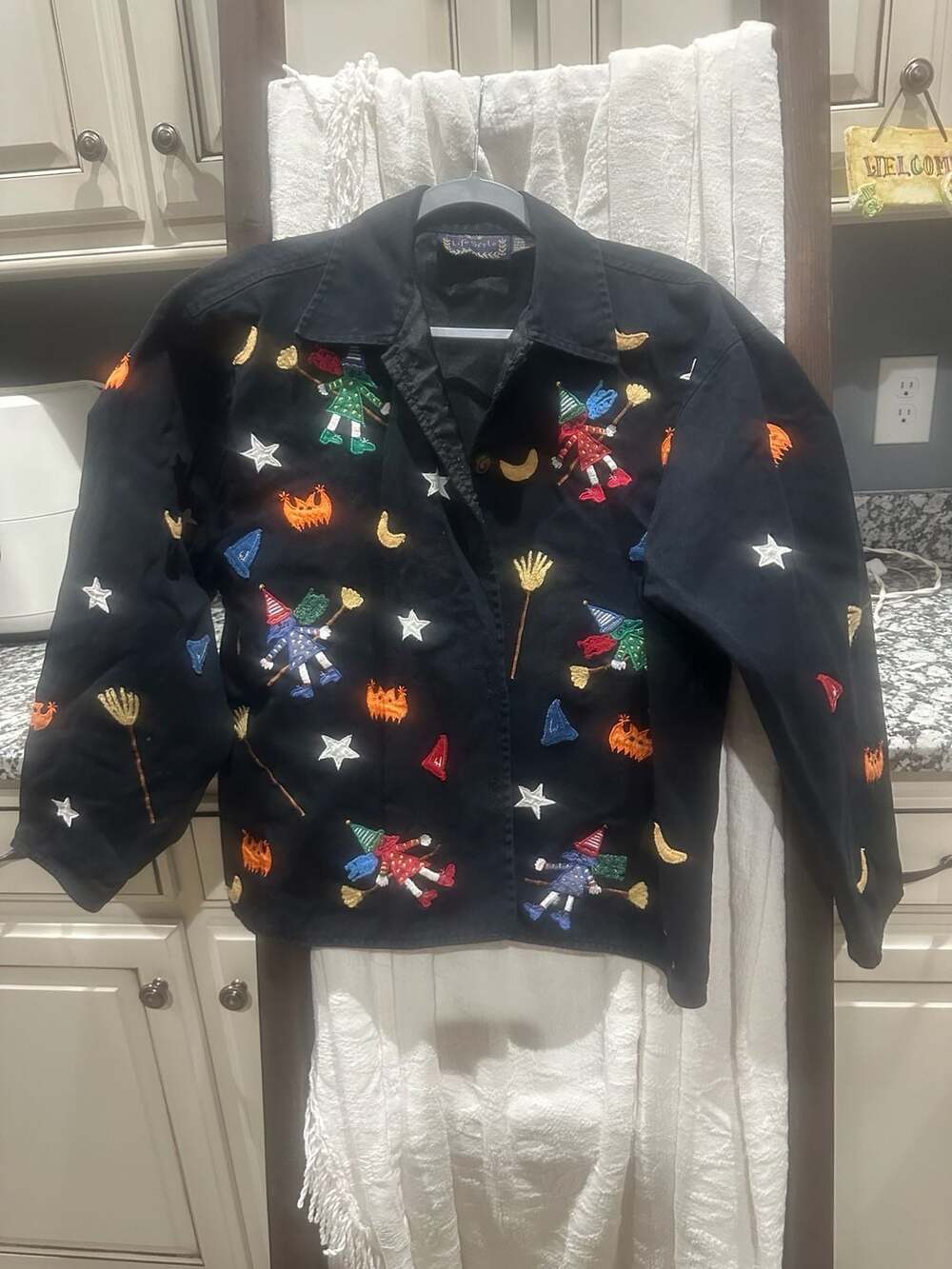 LifeStyle Vintage Black Embroidered Halloween Witch & Moon Cotton Jacket Size M